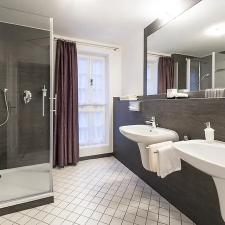 Derstern Hersfeld Otel