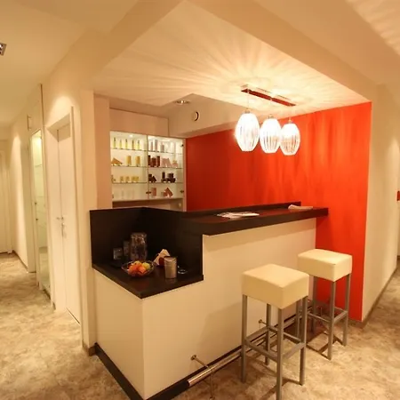 Derstern Hersfeld 4*